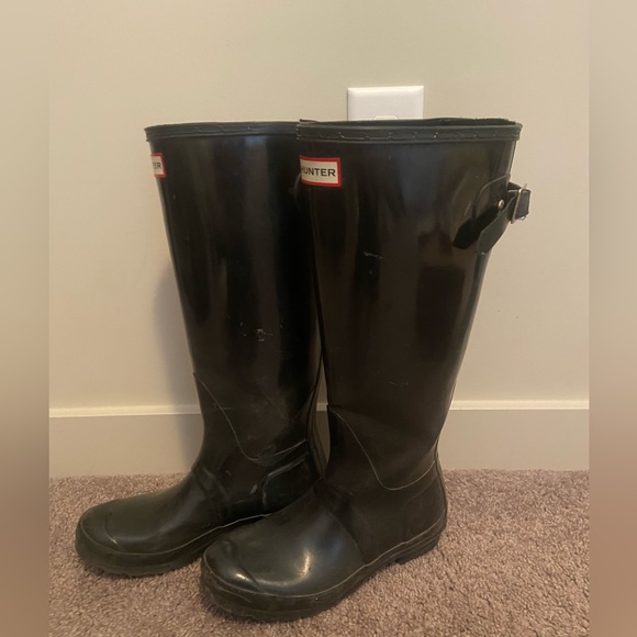 Black used Hunter boots size 6 wide - Picture 4 of 6